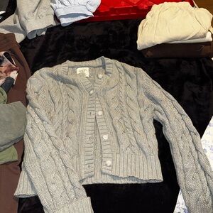 Abercrombie & Fitch Light Gray Cable Knit Cardigan